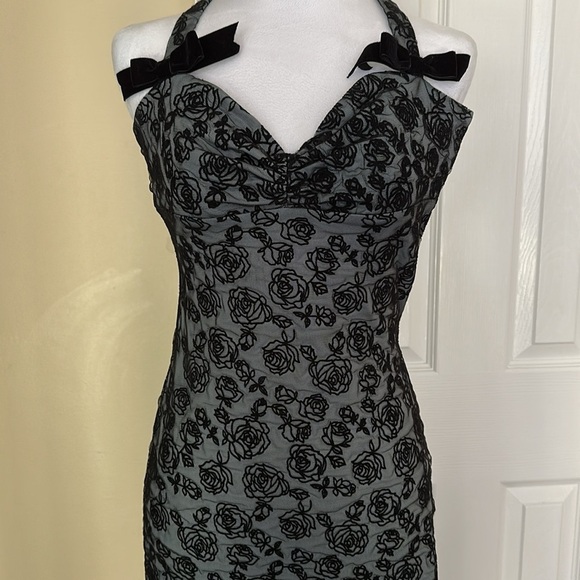 BETSEY JOHNSON Vintage 90's Flocked Rose Halter Bodycon Dress Retro Rockabilly - Picture 8 of 16